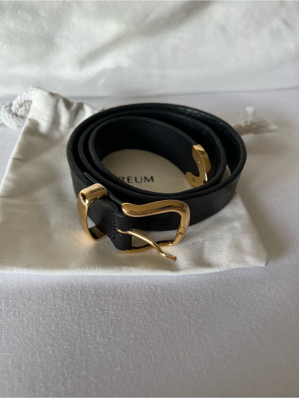 AUREUM Black Leather Belt with Gold Buckle No. 10